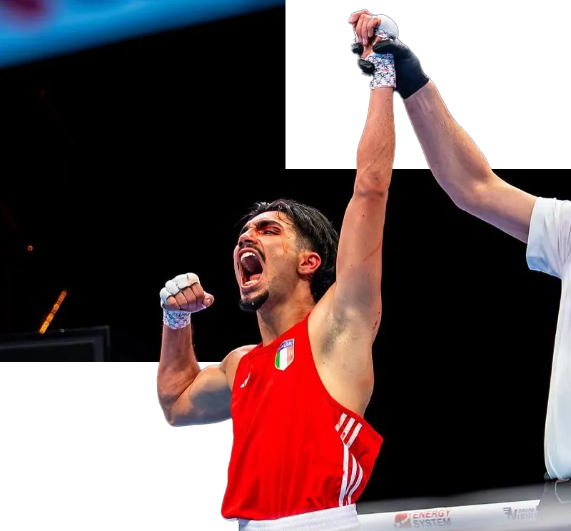 Salvatore Attrattivo oro alla Coppa del Mondo Feliks Stamm 2025 seguito dal personal trainer e coach da combattimento donadio luca